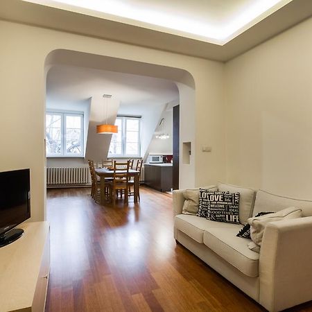 Nowy Rynek Apartment Old Town Varsó Kültér fotó